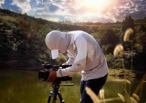 �Ǿ���Ӱҕ������Bһ����I����Ƭ�����������ĺ��x